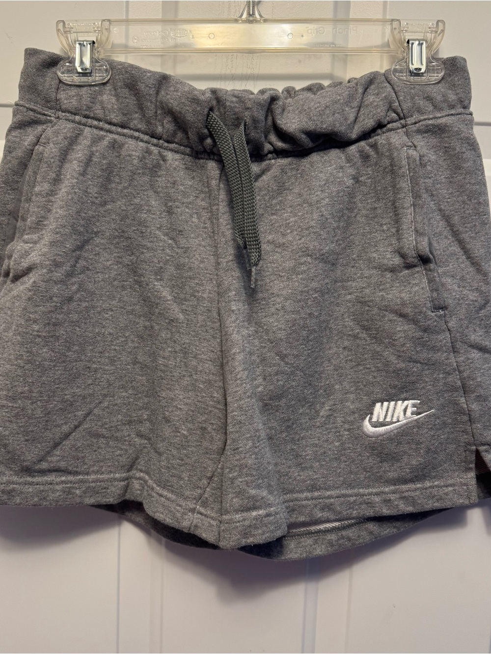 Nike Shorts Womens Small Gray Club Short High Rise Pockets Gym Sportswear